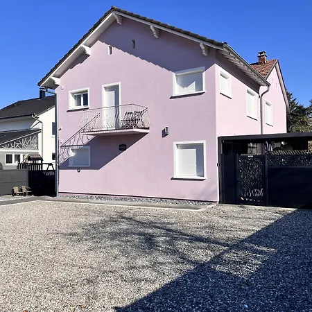 La Des Secrets By Leslodgespa - Escapade Romantique Proche De Bale Avec Terrasse Privee